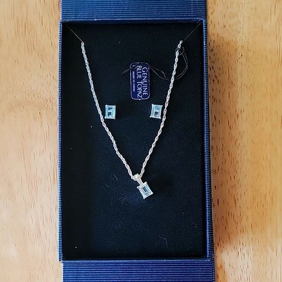 OW 925 Sterling Silver Genuine Blue Topaz Pendant Necklace, Earrings Set New - Picture 1 of 9